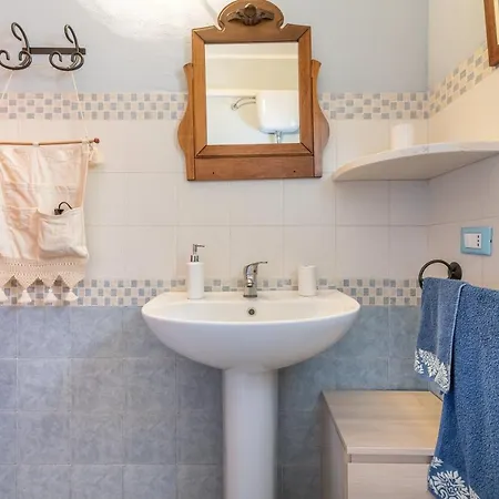 Sapposentu De Dinu Apartment Sant'Anna Arresi